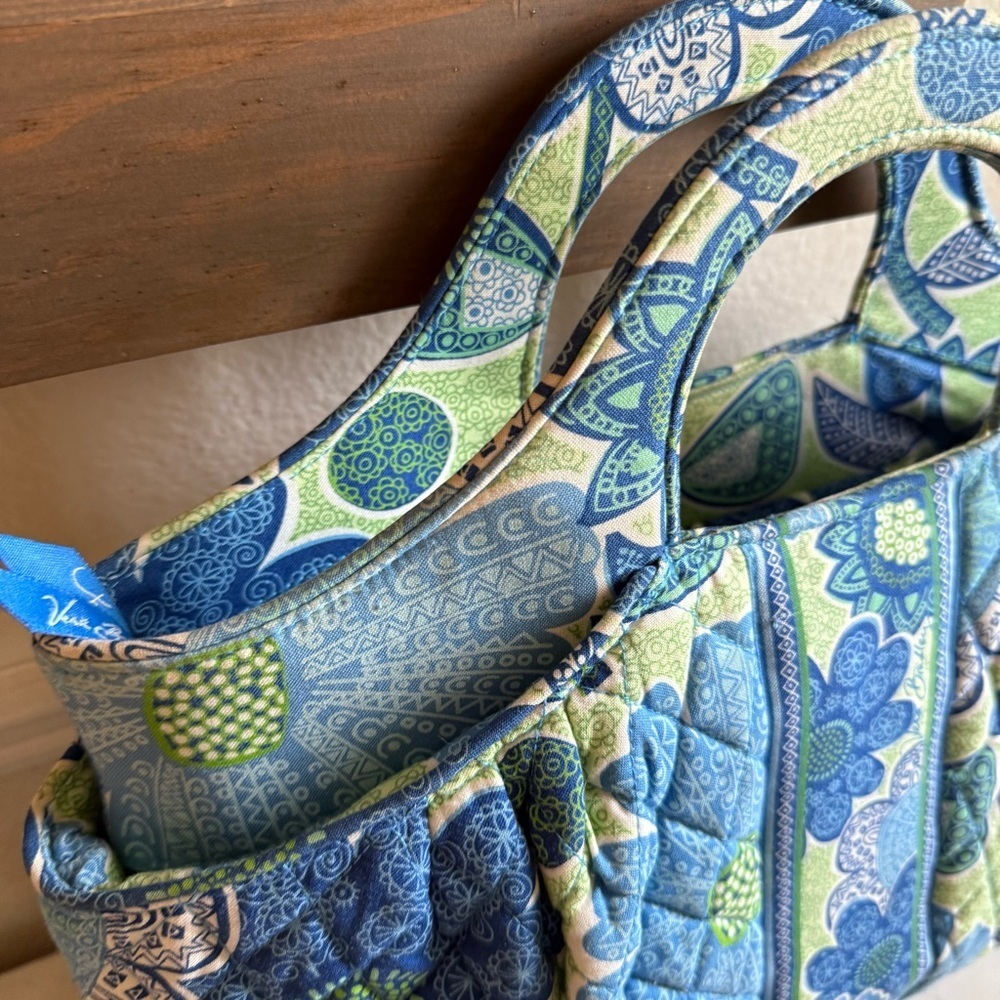 VERA BRADLEY Doodle Daisy Tote - Picture 4 of 11